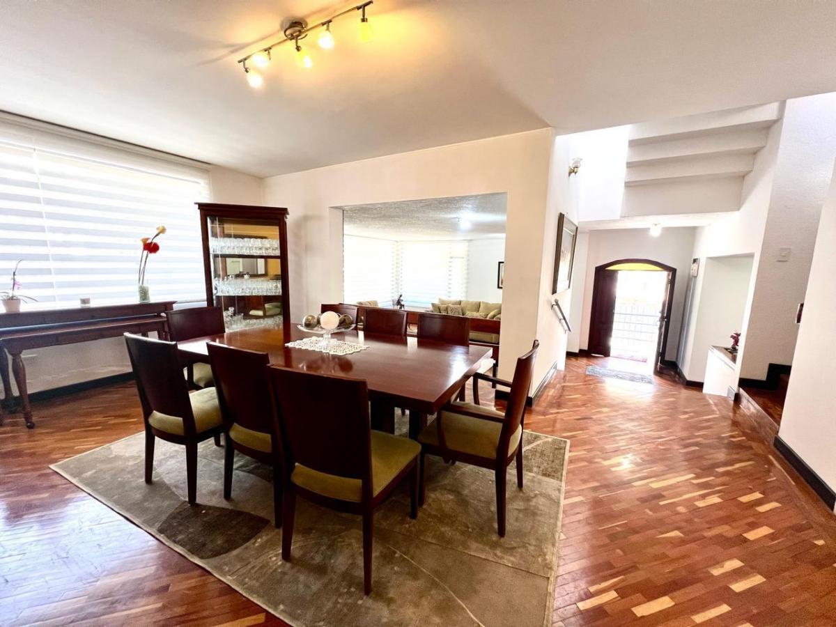 Mv - Urbanizacion El Condado, en Venta Casa de 207,51 Mas Dpto y Amplio Jardin — imagen 4