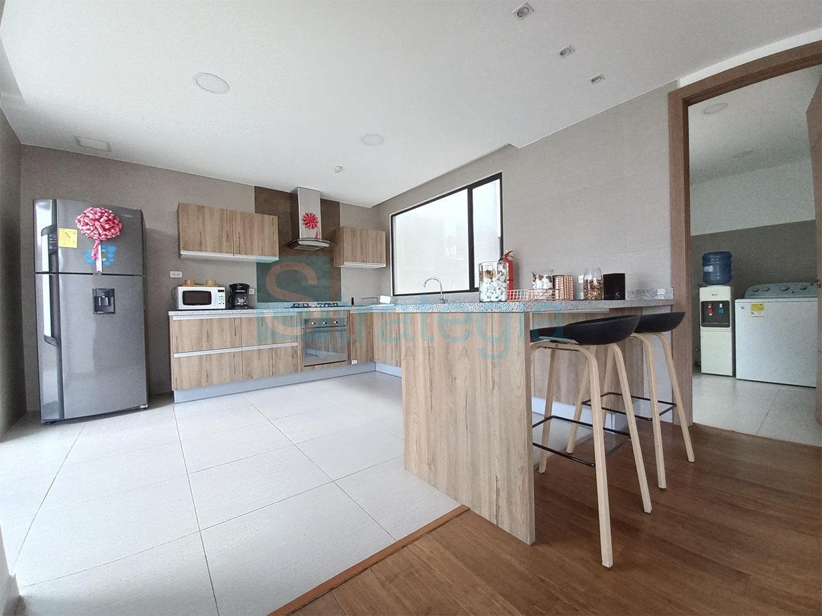 Venta Departamento con Jardin 3 Dorm. Urbanizacion El Condado — imagen 10