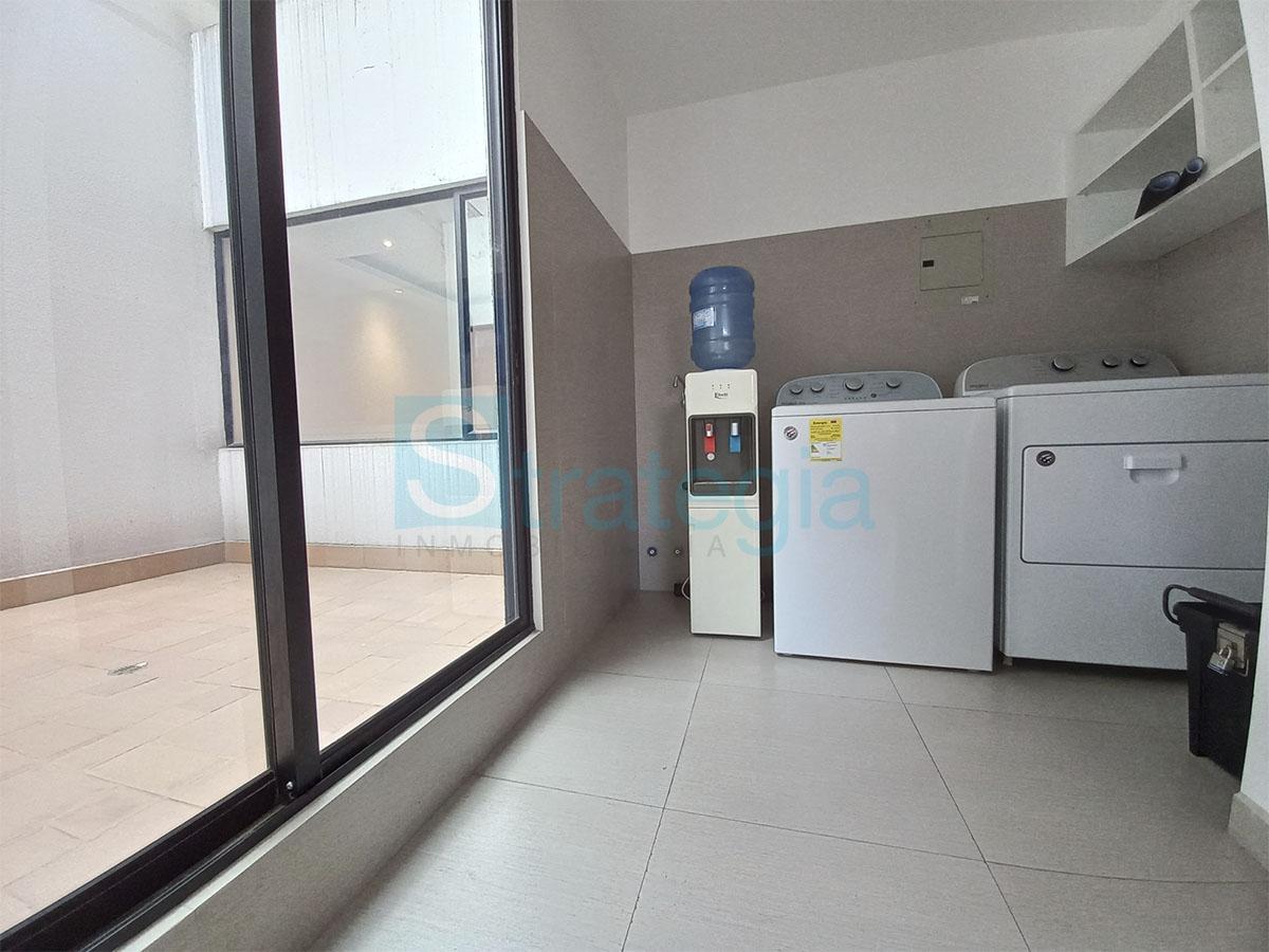 Venta Departamento con Jardin 3 Dorm. Urbanizacion El Condado — imagen 9