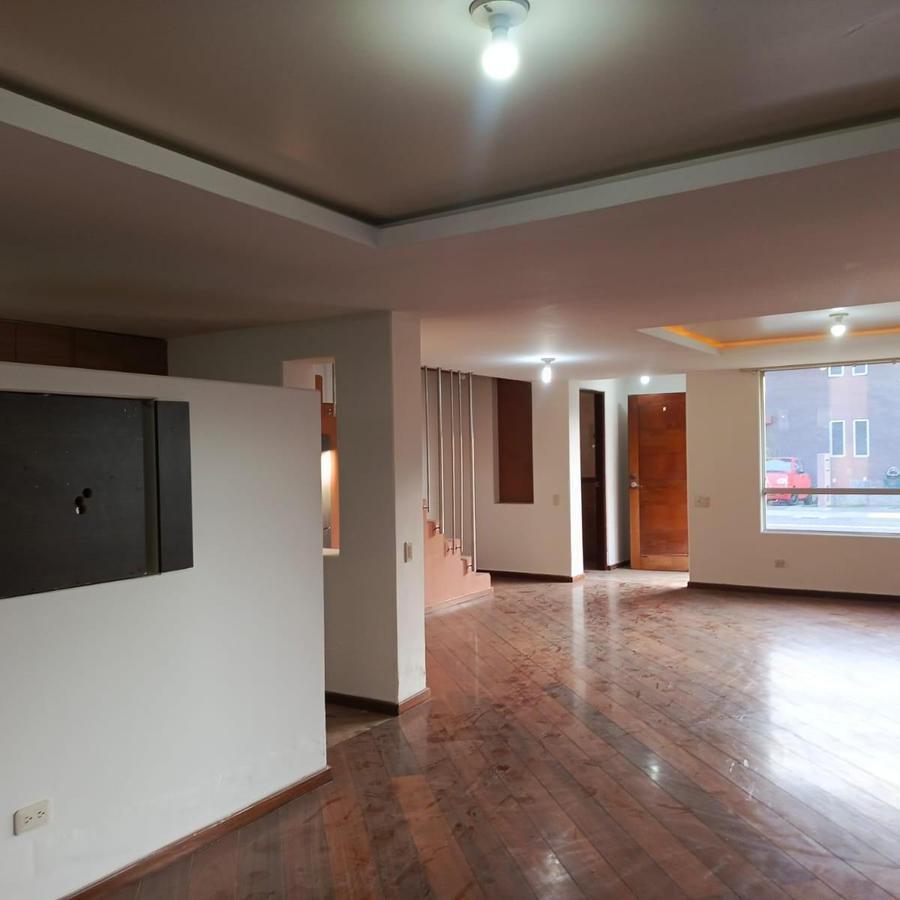 Casa en Venta en Izamba. Ambato, Tungurahua — imagen 8