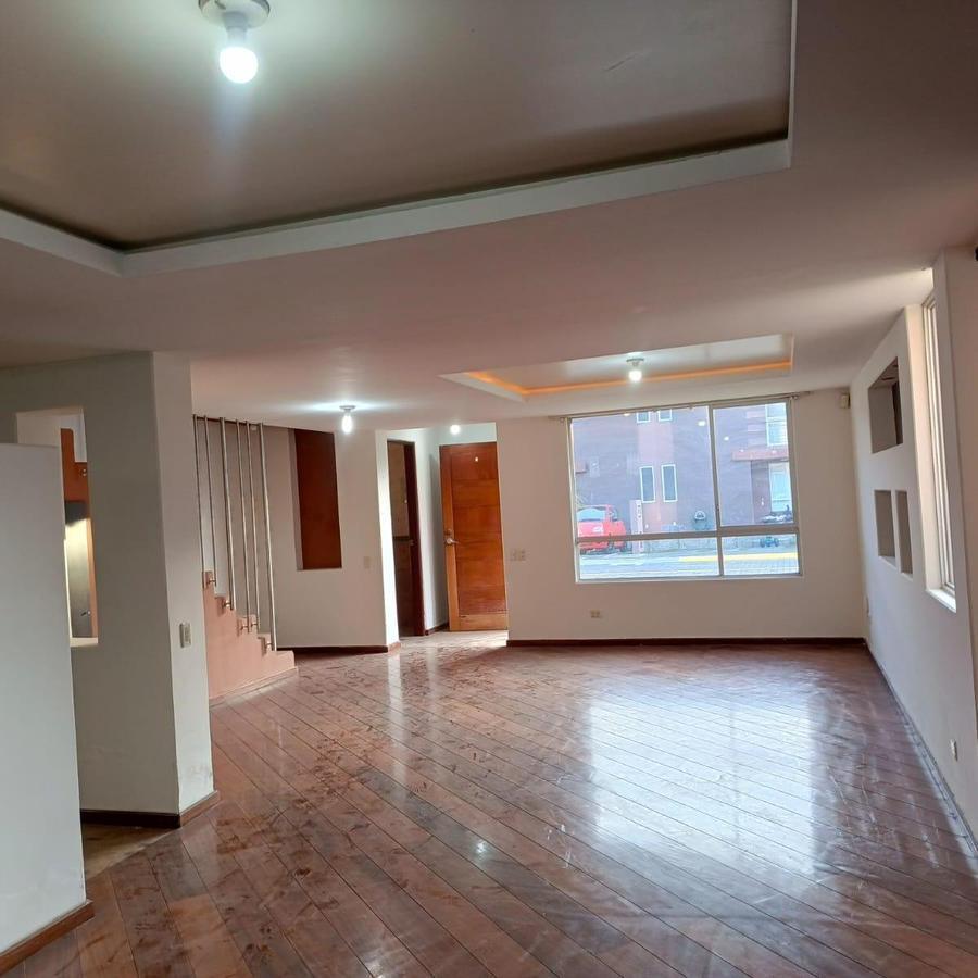 Casa en Venta en Izamba. Ambato, Tungurahua — imagen 3