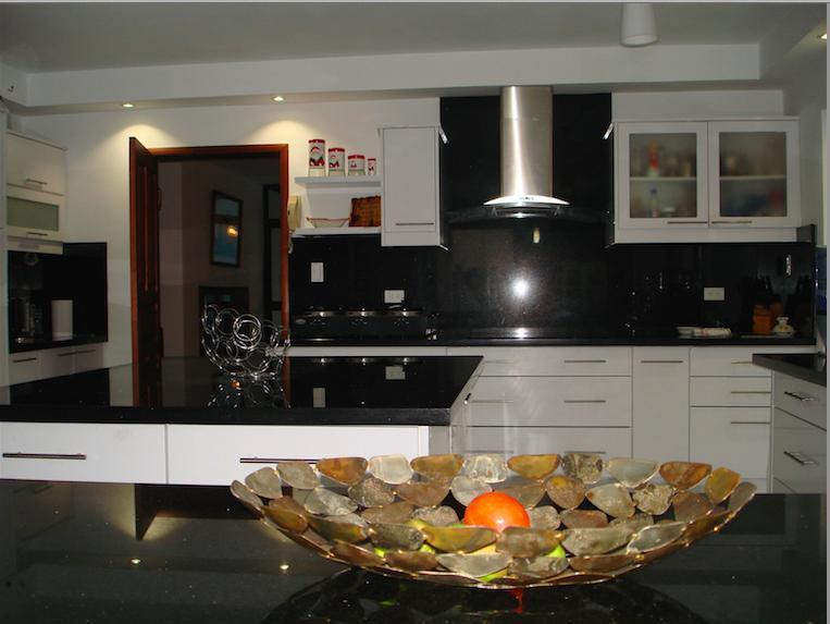 Quito. Casa de Venta en Urb. Campor Alegre - Ideal Para Proyecto — imagen 4