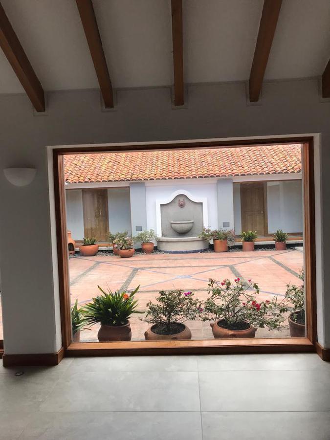 Quito Casa Remodelada en Urb. Diseño Felipe Londoño Sector Academia Cotopaxi — imagen 9
