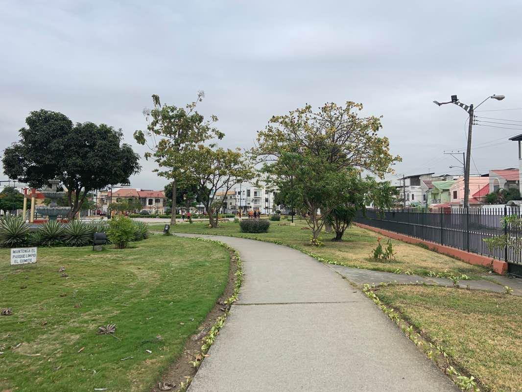 Terreno en Acuarelas del Rio Listo Para Listo Para La Venta. Guayas — imagen 9