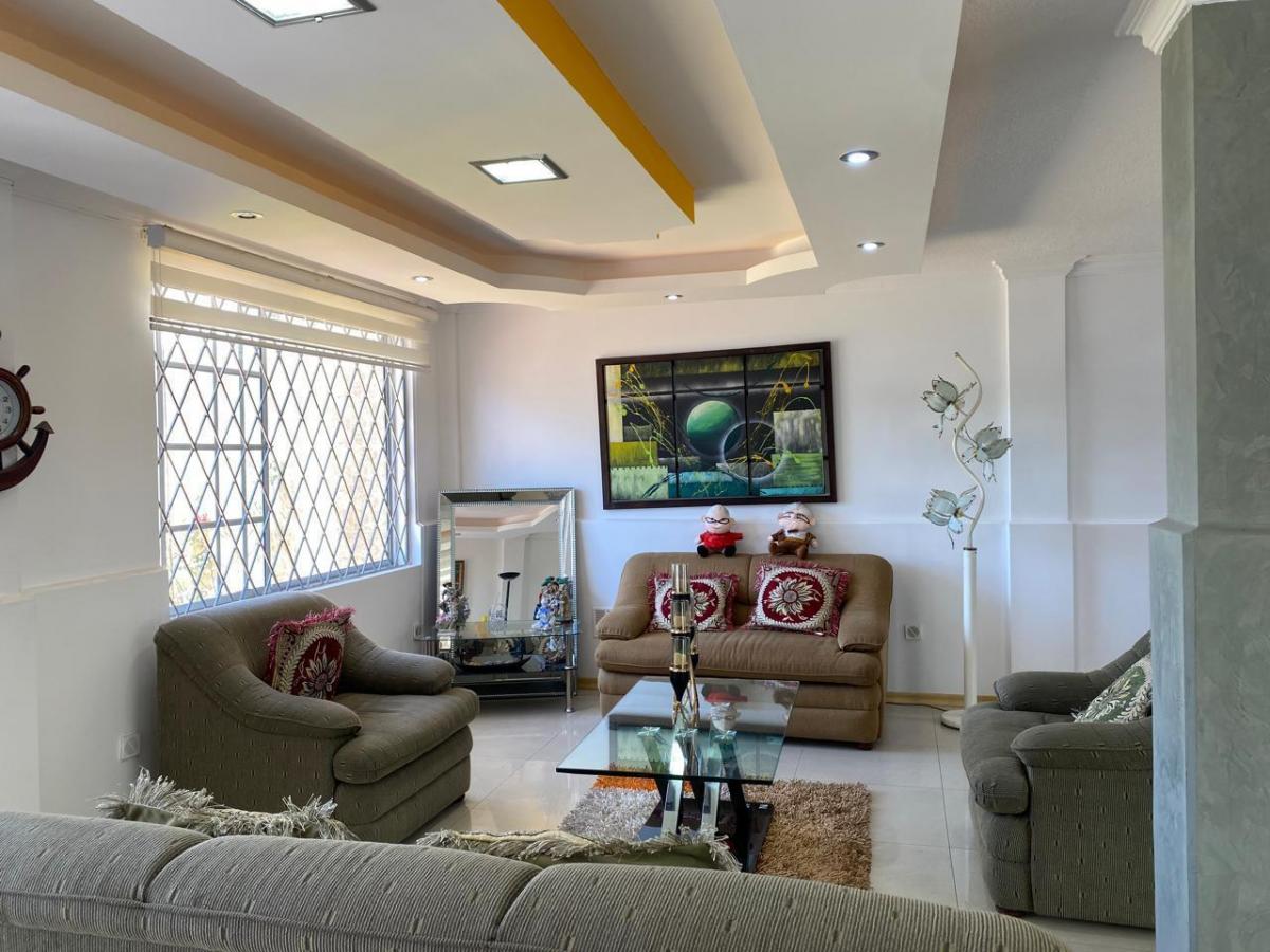 Casa en Venta en Conocoto 3 Dorm. — imagen 10