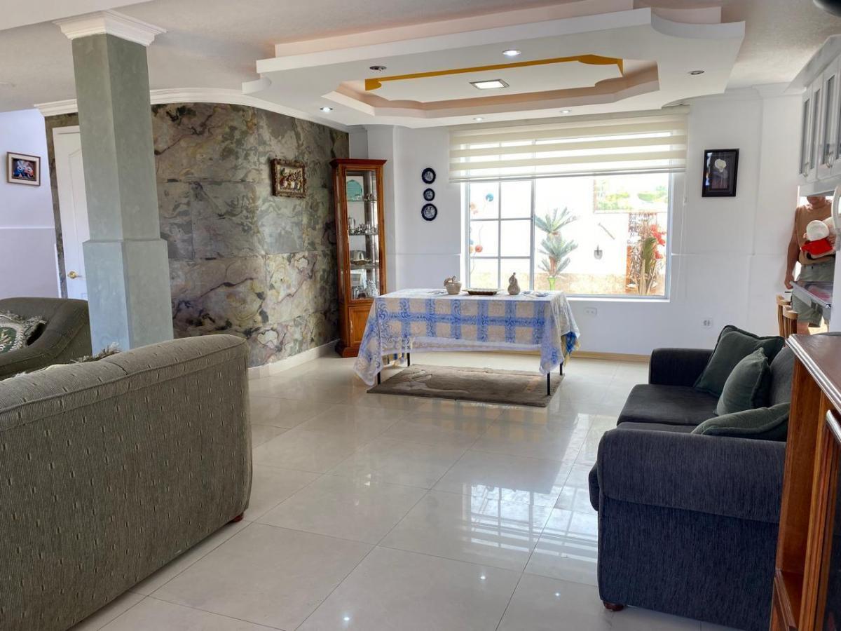 Casa en Venta en Conocoto 3 Dorm. — imagen 8
