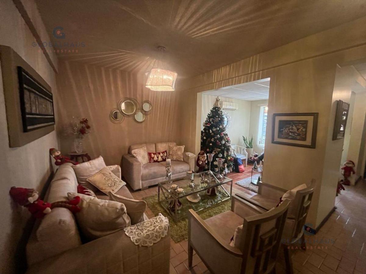 Venta de Casa en Ciudadela La Garzota con Local Comercial y Suite 5 Habitaciones m. B. Guayas — imagen 7
