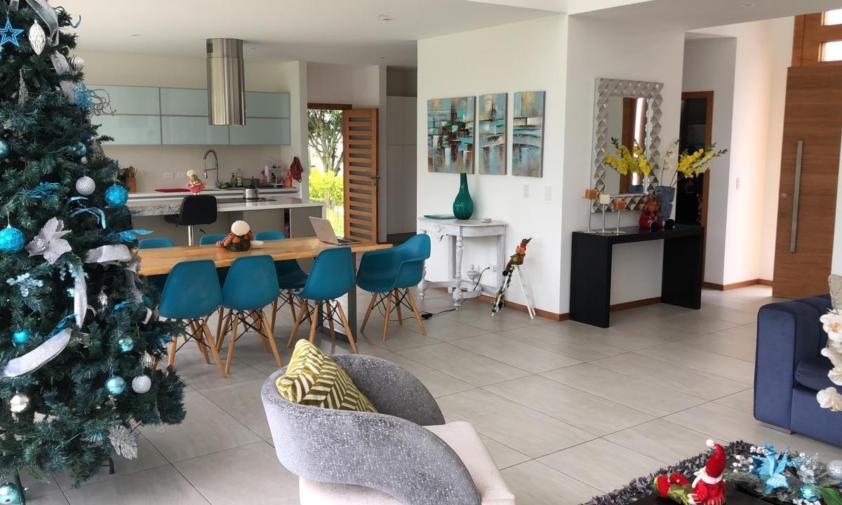 Tumbaco Casa de Venta en Urbanizacion Privada — imagen 6