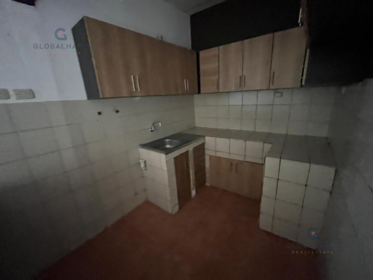 Venta de Casa Esquinera Dividida en Tres Casas Adosadas en La Libertad Salinas, 8 Habitaciones m. H — imagen 5
