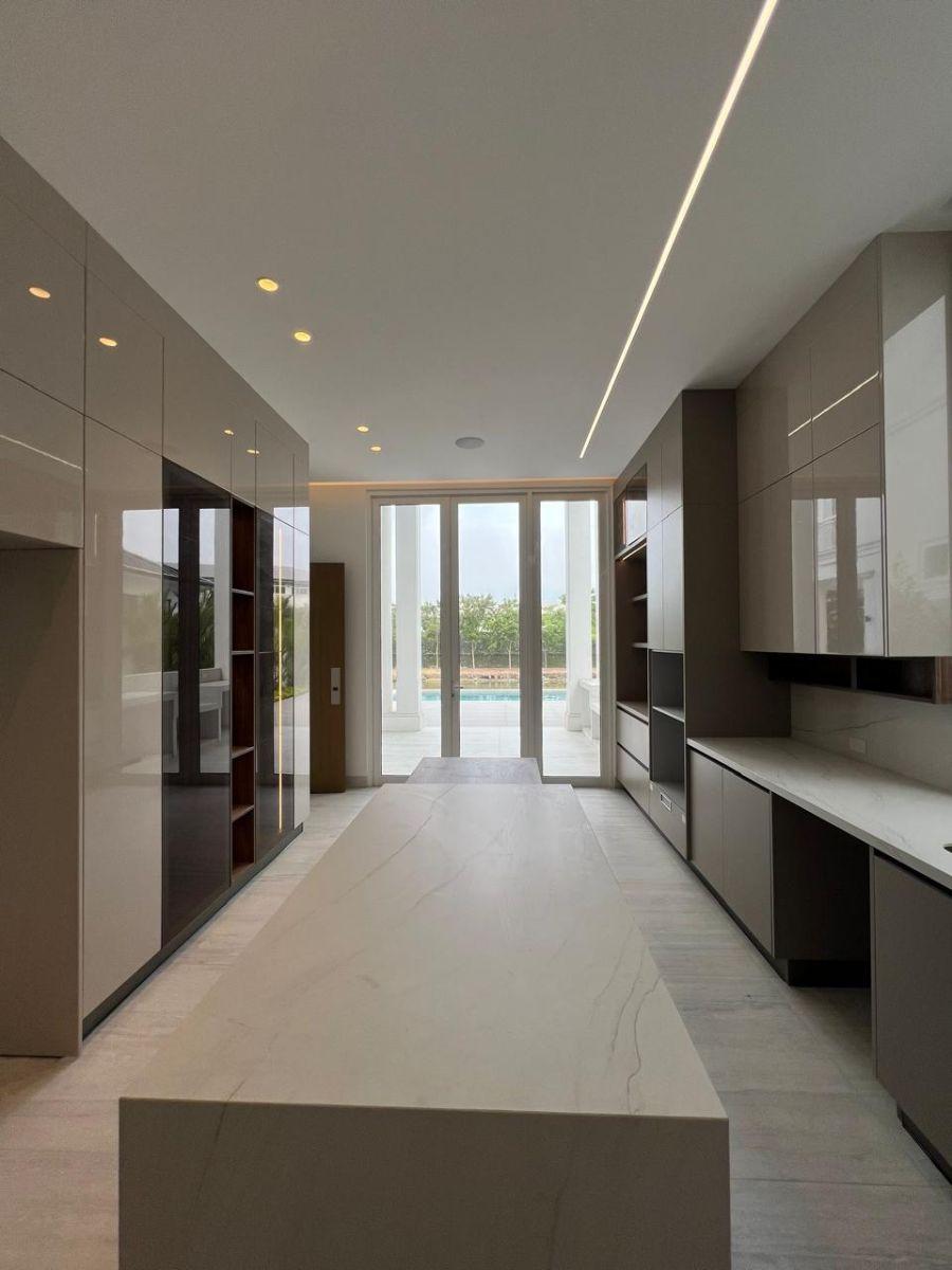 Aires del Batan - Casa de Estreno con Vista Al Lago en Venta - Agradable Vista, Guayas — imagen 6