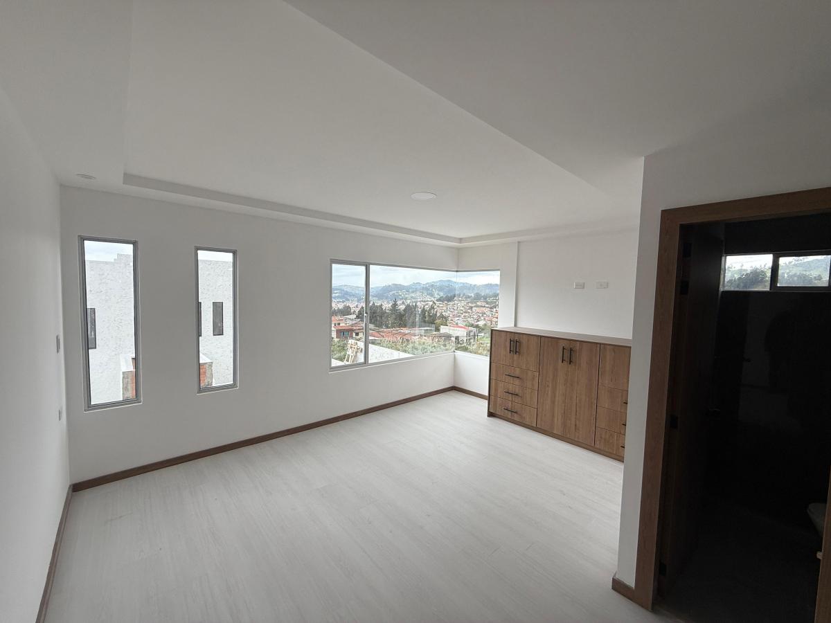 Vendidas/casas Vip con Espacio Verde Dentro de Condominio (P3128), Azuay — imagen 6