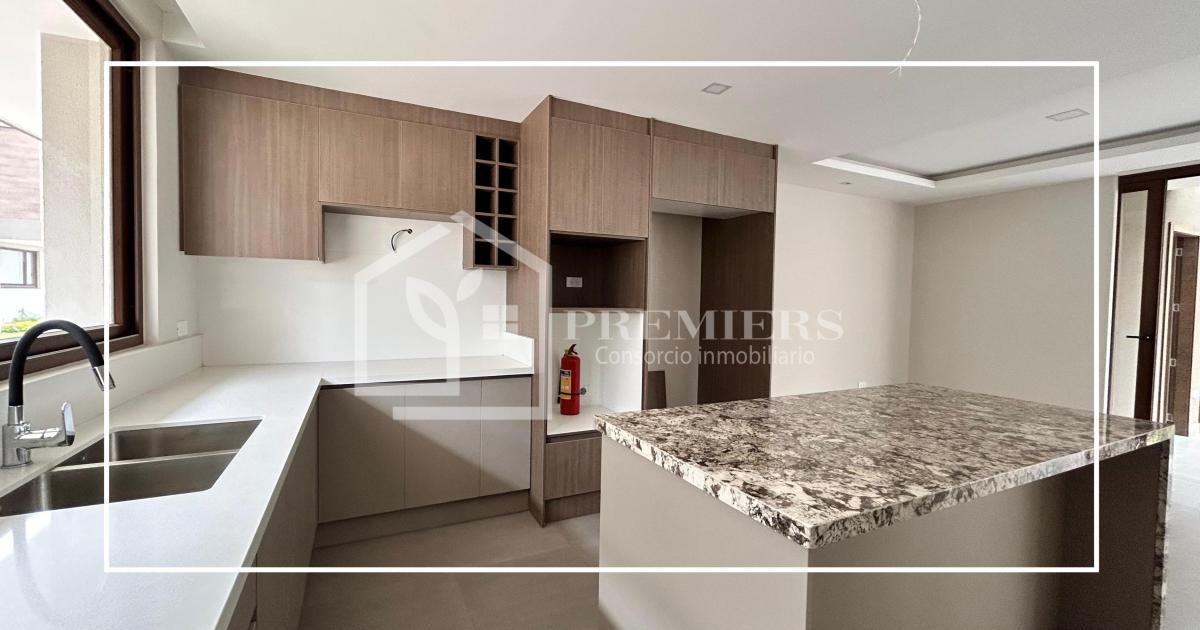 Venta Casa en Cumbaya, Sector Santa Inés — imagen 4