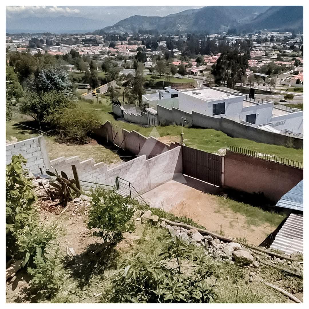 En Venta Terreno con Casa en Conocoto Puente 8 — imagen 9