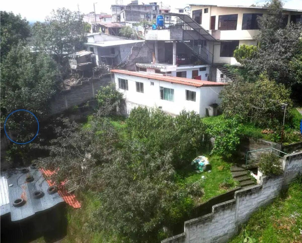 En Venta Terreno con Casa en Conocoto Puente 8 — imagen 3