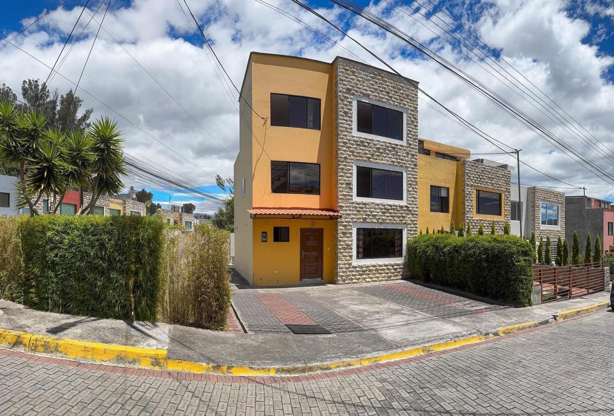 Casa en Venta 165 m² Conjunto Seguro Piscina Áreas Recreativa Sangolqui Sector Selvalegre — imagen 10