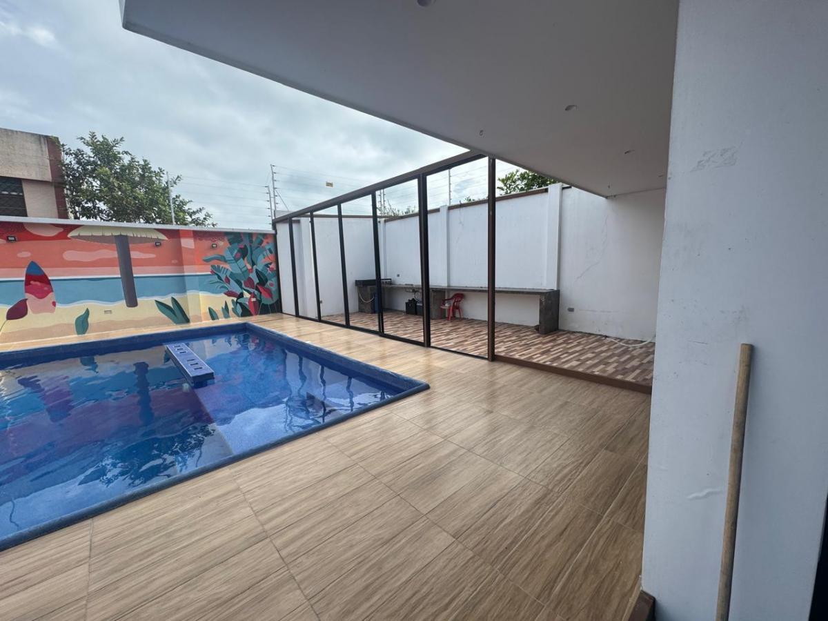 Casa en Venta en Tonsupa, a Una Cuadra Playa. Provincia de Esmeraldas — imagen 7