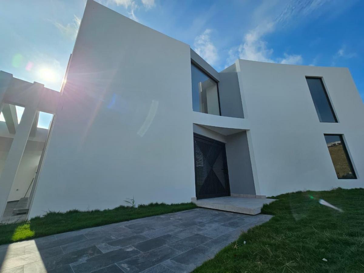 Expectacular Casa, Ubicada en La Zona Sur de La Ciudad de Manta, Manabí — imagen 10