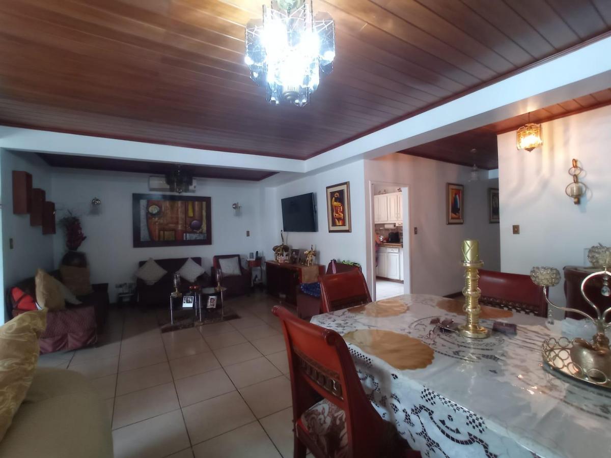 Casa Rentera en Venta en La Garzota, Grac, Guayas — imagen 9