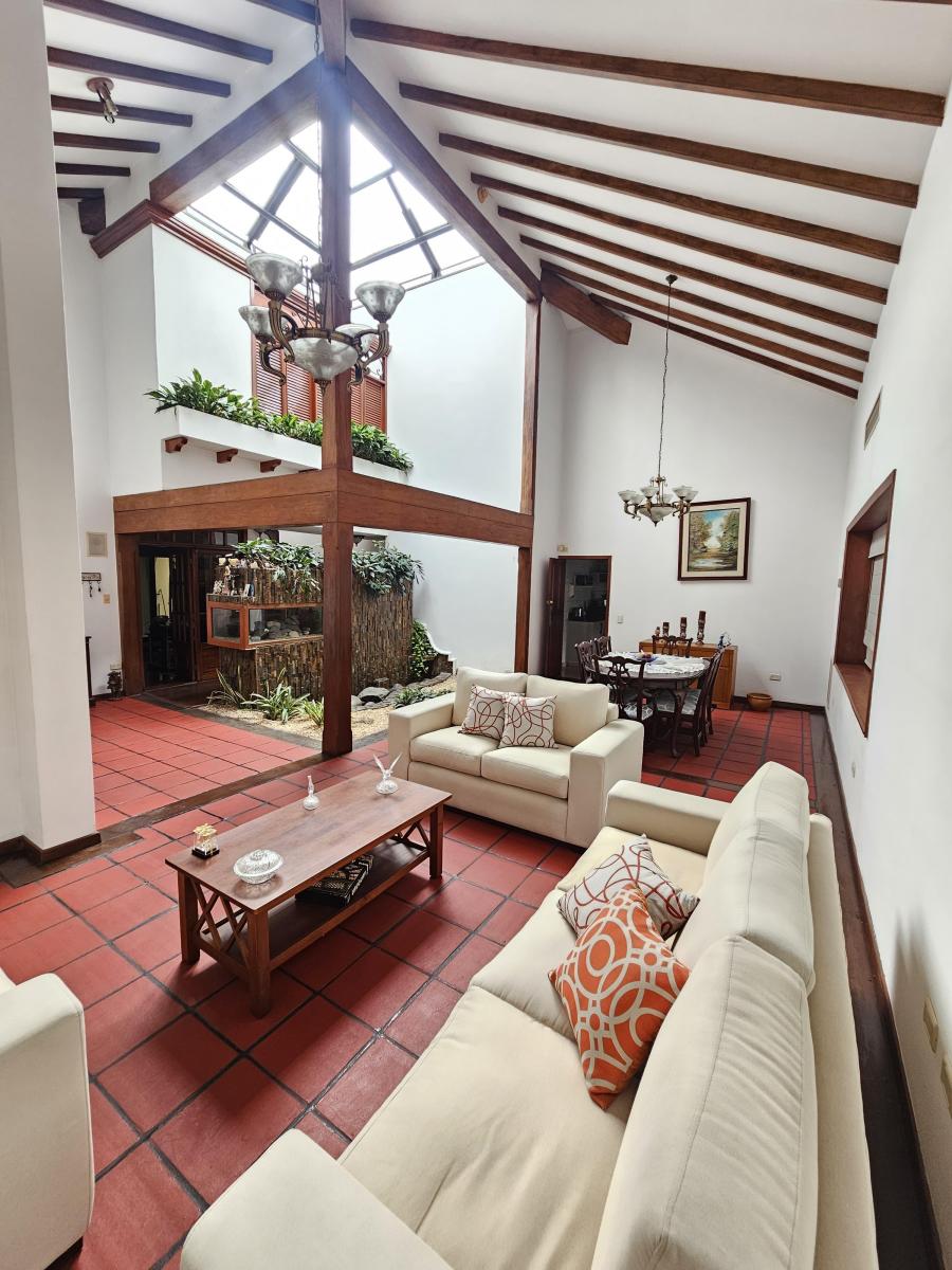 Vendo Casa en Los Parques (Zona Ceibos), Guayas — imagen 10