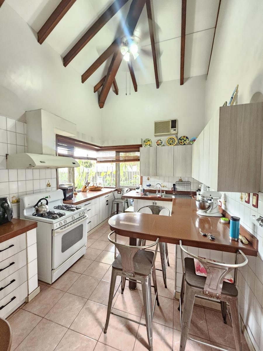Vendo Casa en Los Parques (Zona Ceibos), Guayas — imagen 5