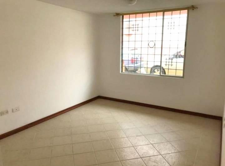 De Venta Casa 3 Dorm. San Carlos - 2 Cuadras Arriba de La Occidental — imagen 3