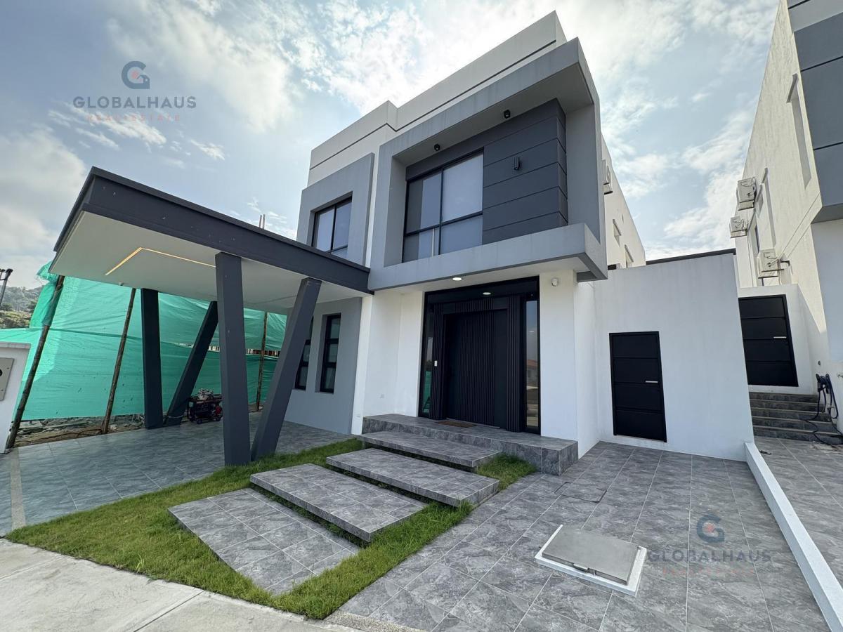 Venta de Casa en Urb. El Condado de Vicolinci, 3 Habitaciones, Piscina. G. P. Guayas — imagen 10