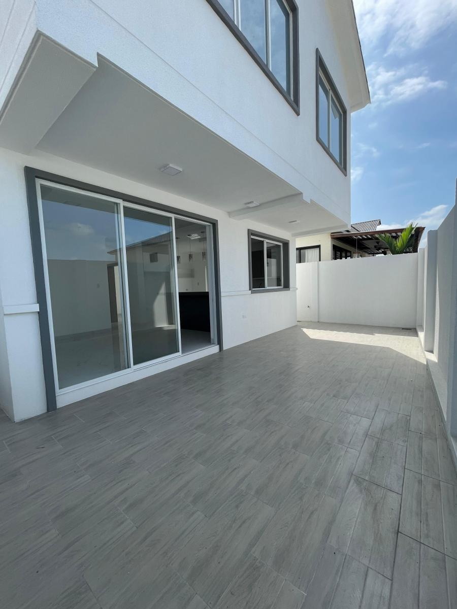 Porto Alegre - Casa de Estreno en Venta - Km 13 Via a La Costa, Guayas — imagen 8