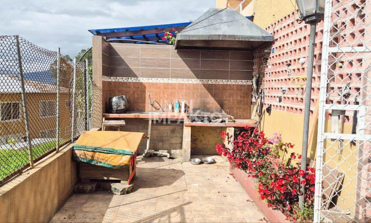 Casa Esquinera en Venta Conocoto Dentro de Conjunto — imagen 9