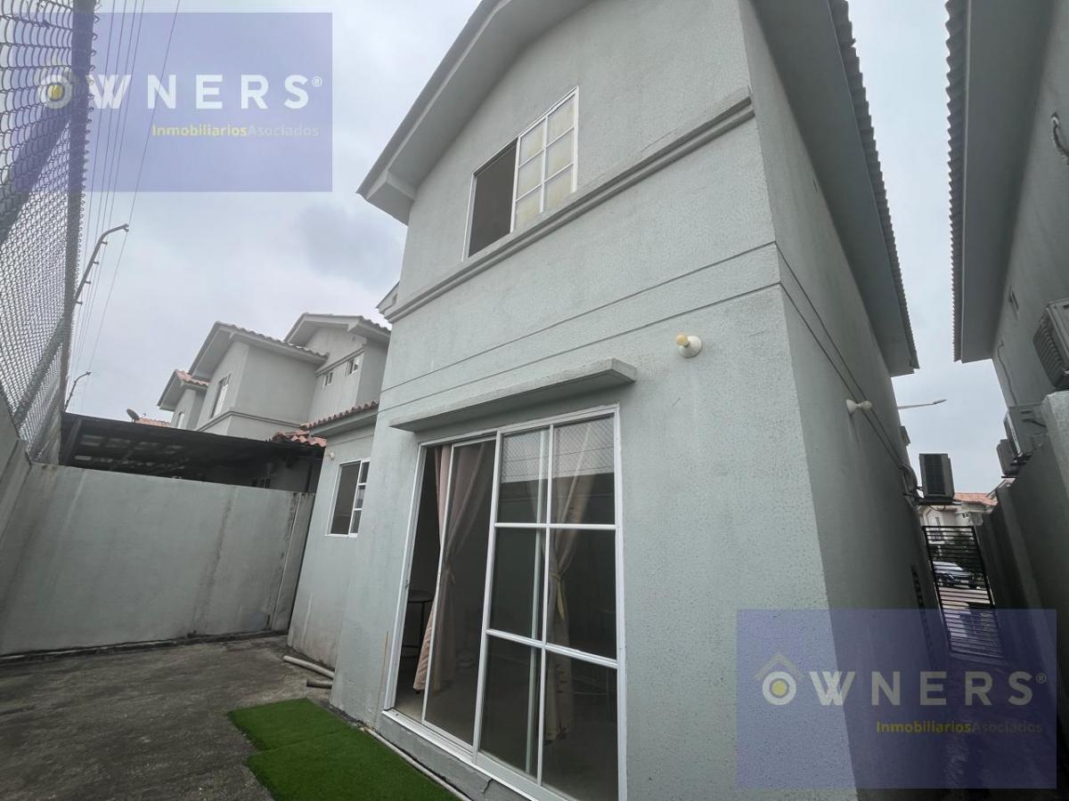 Venta Casa Urbanizacion Casa Laguna Cerca del Centro Comercial El Dorado (Cmc), Guayas — imagen 4