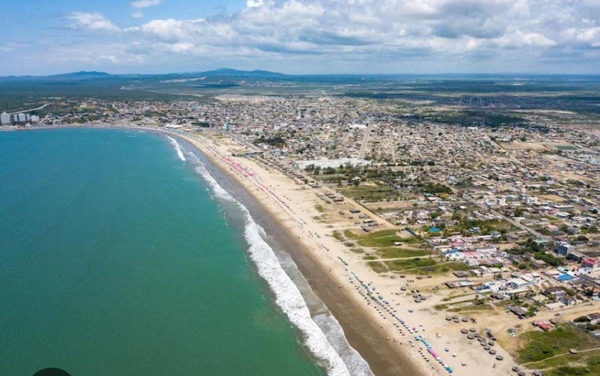 Se Vende Terreno en Playas Via Data Ideal Para Hoteles y Urbanización, Guayas — imagen 3
