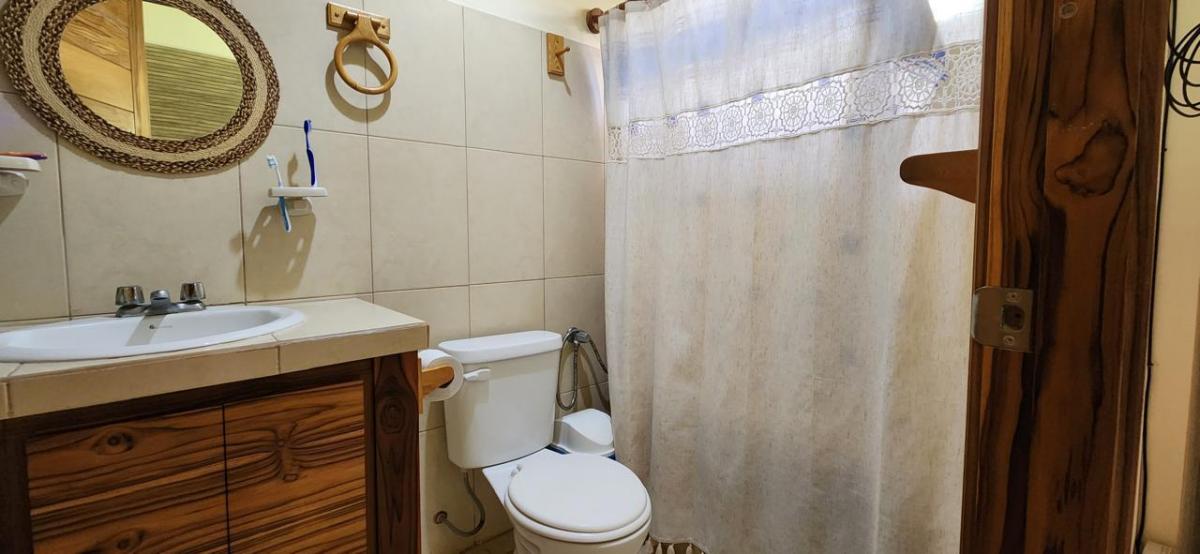 Casa con Piscina, Campestre y Acabados Modernos con Teca en Venta - Olon — imagen 4