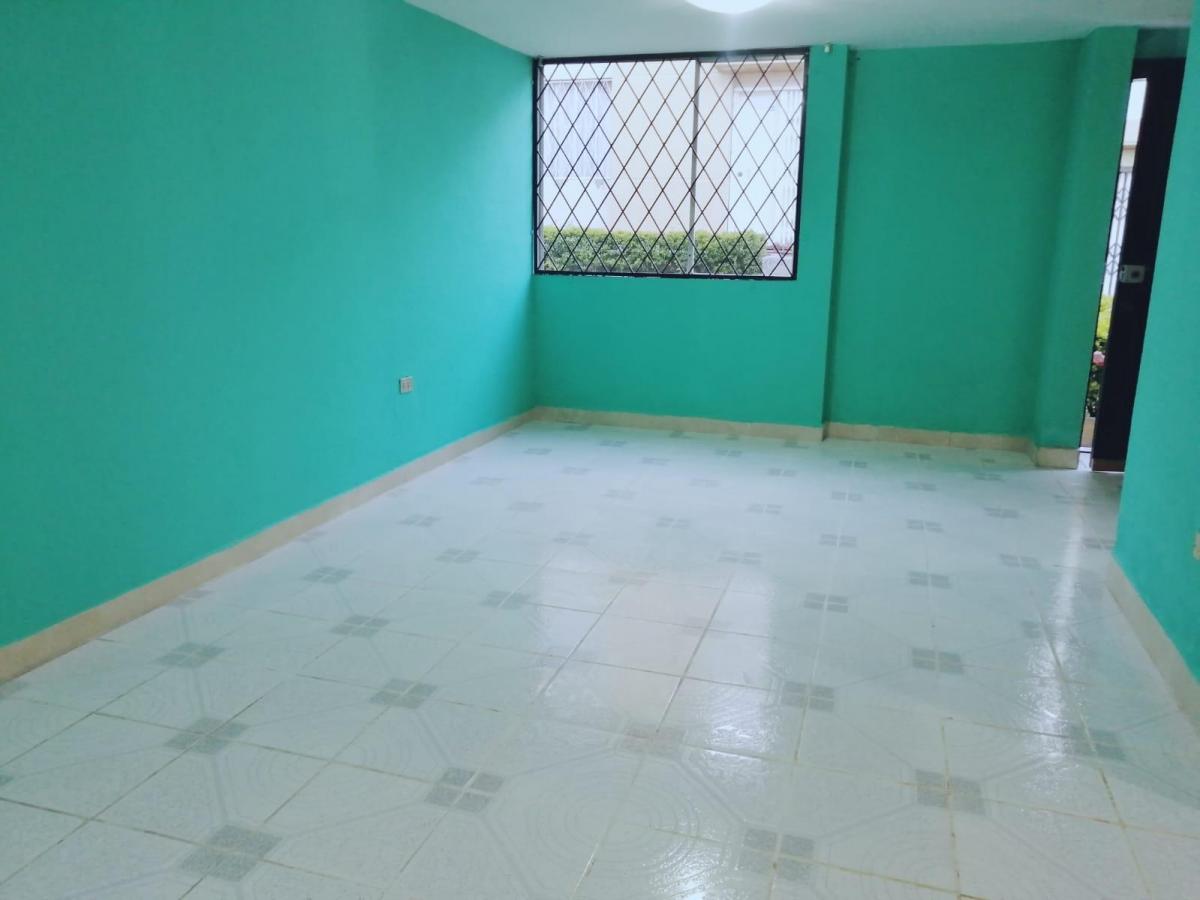 Casa en Venta Mitad del Mjndo — imagen 6