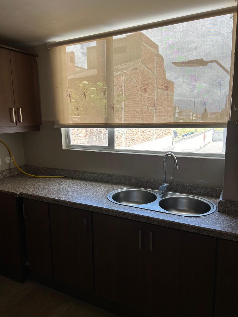 Departamento de Venta en Conjunto Sector Av 11 de Noviembre, Chimborazo — imagen 8