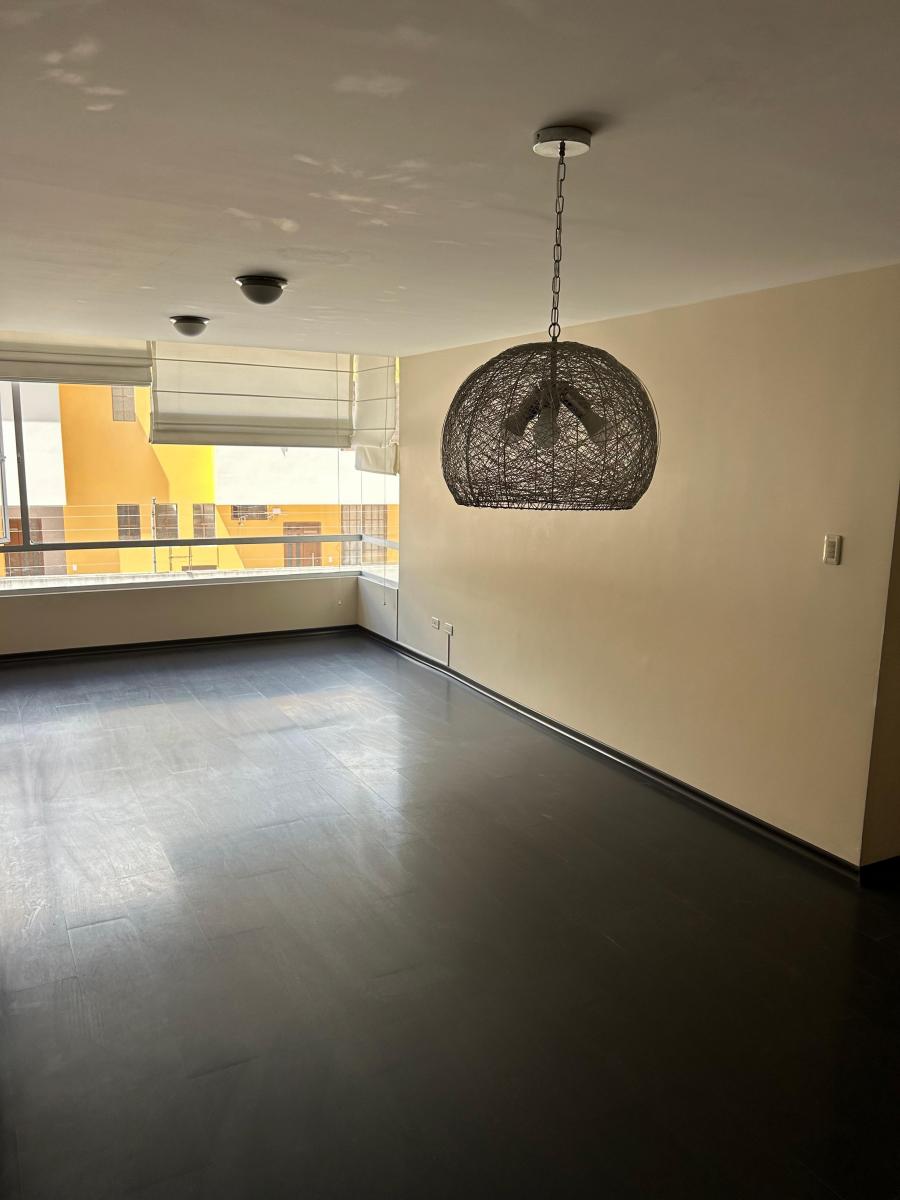 Departamento de Venta en Conjunto Sector Av 11 de Noviembre, Chimborazo — imagen 4