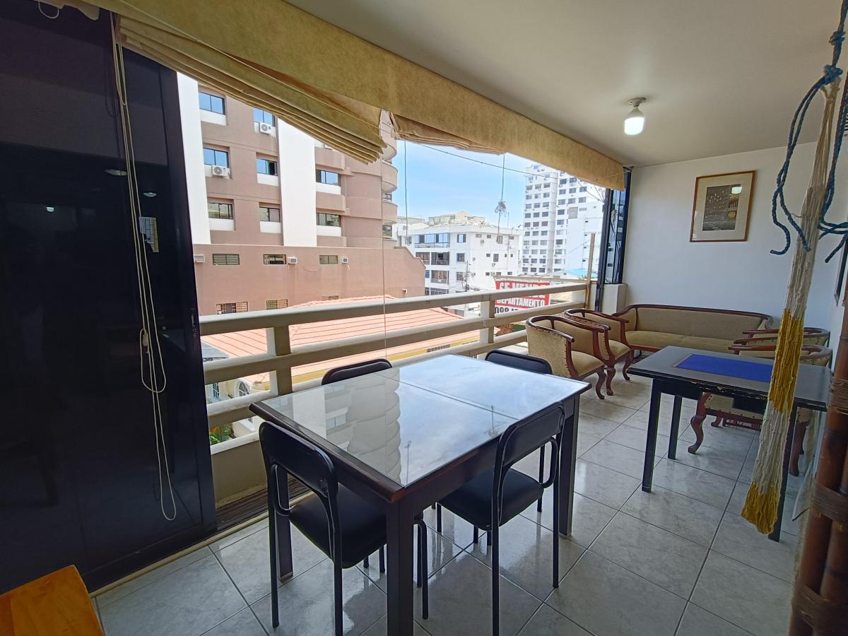 Vendo Comodo Departamento de Lujo a Una Calle del Malecon de Salinas — imagen 7