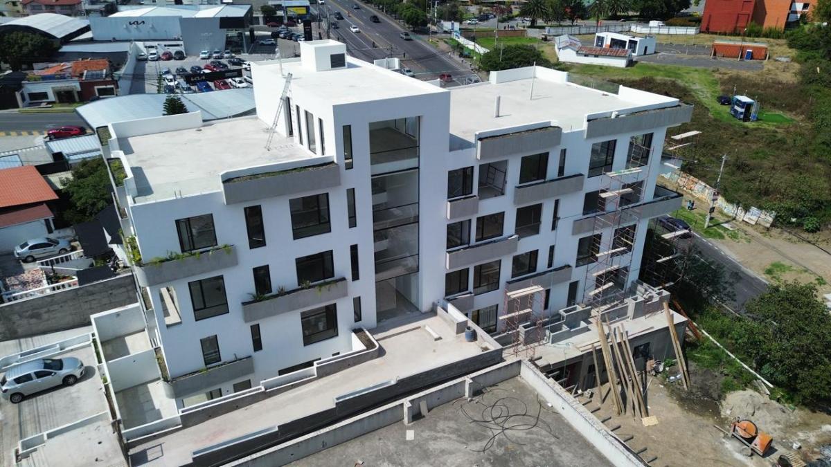 "Departamento en Venta - Sector La Primavera, Frente Al Hospital de Los Valles" — imagen 7