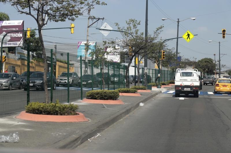 Terreno en Av Las Aguas, Guayas — imagen 4