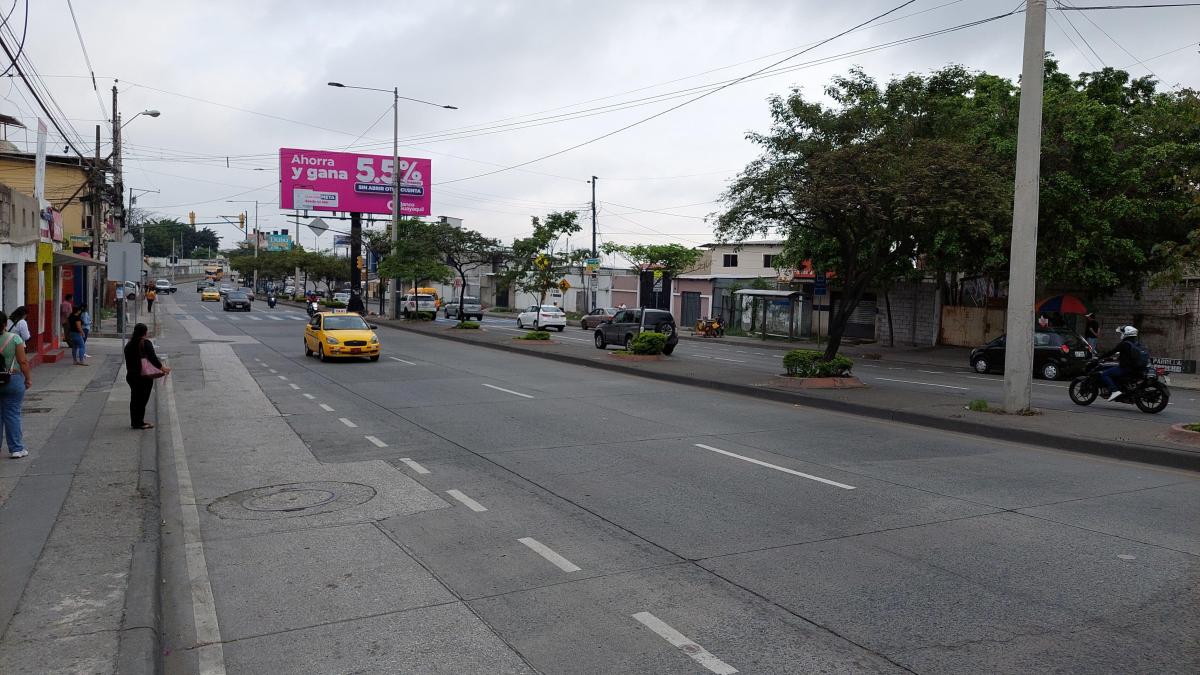 Terreno en Av Las Aguas, Guayas — imagen 3