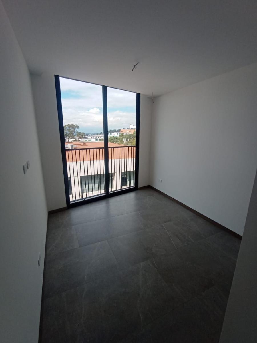 Cumbaya Departamento de Venta San Juan Departamento de 2 Habitaciones, Terraza — imagen 3
