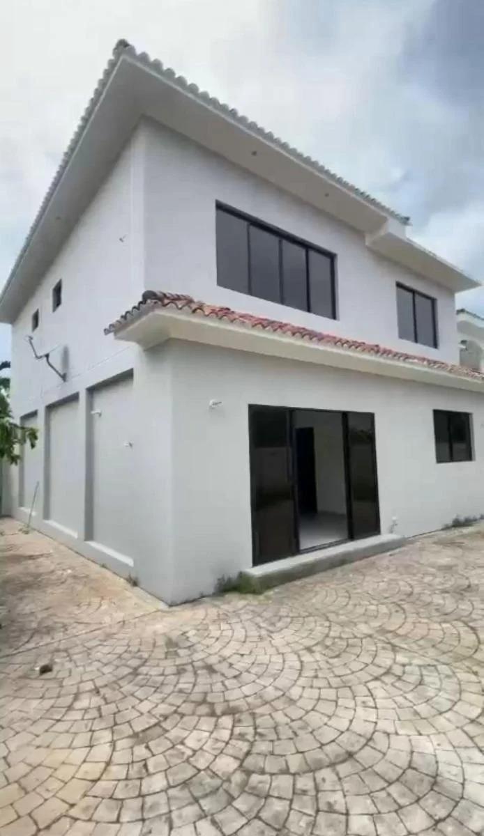 Samborondon Km 10 Estancias del Rio Casa en Venta, Guayas — imagen 9