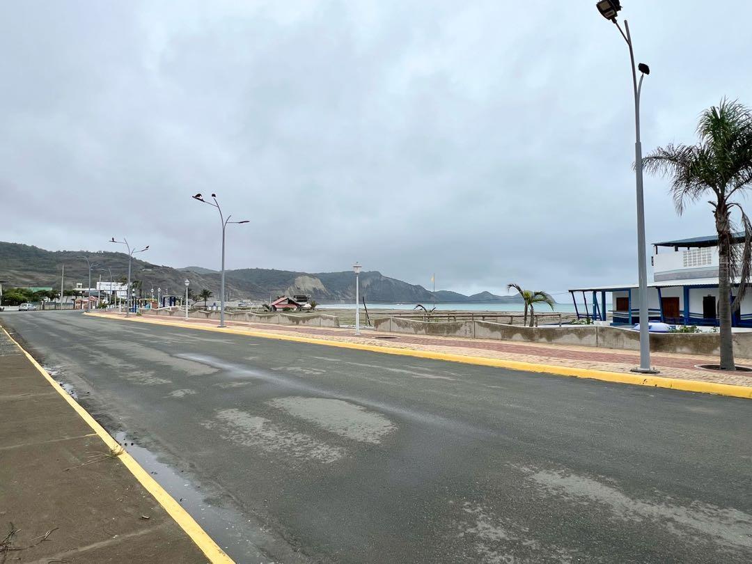 Terreno Primera Línea de Mar Puerto Cayo, Manabí — imagen 4