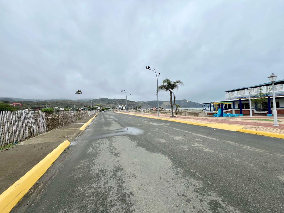 Terreno Primera Línea de Mar Puerto Cayo, Manabí — imagen 3
