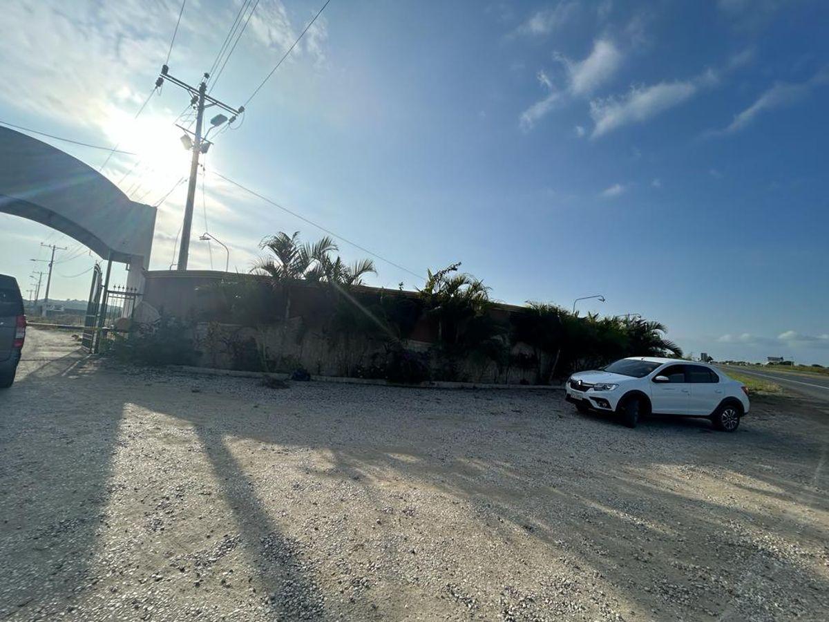 Terreno de 1772 m² en Venta en Fincas Colinas del Pacifico, Guayas — imagen 9
