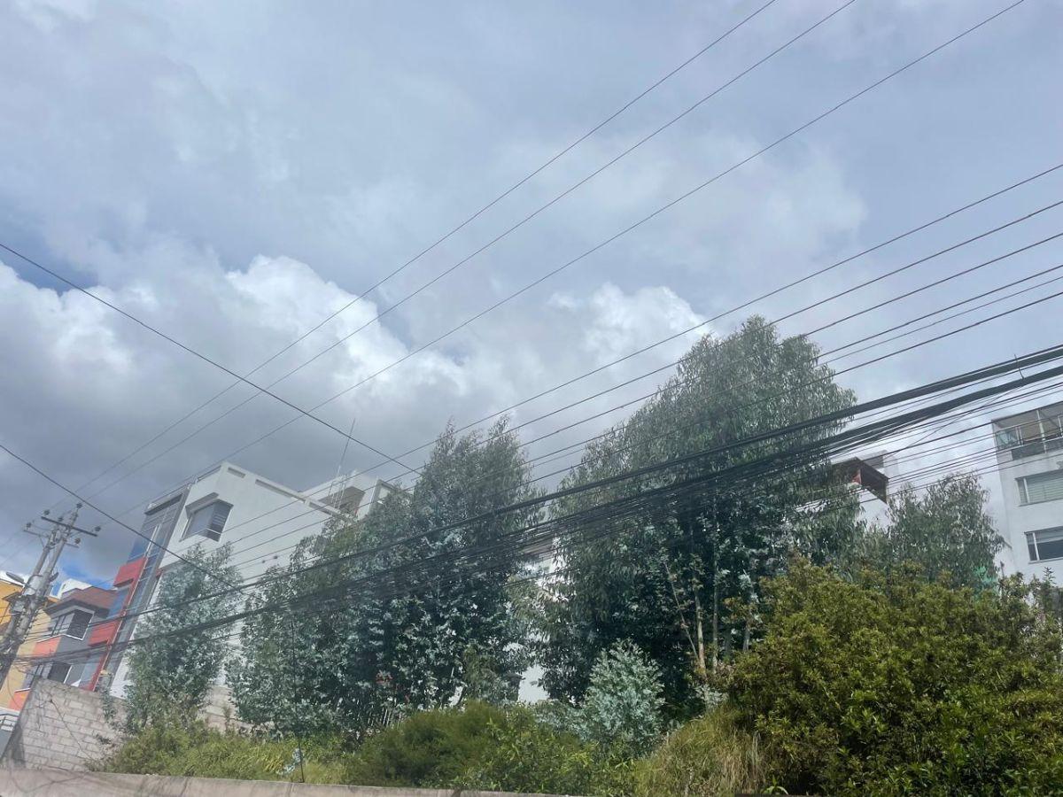 Terreno de 900 m² en Venta en Ponceano con Vista a La Ciudad — imagen 5