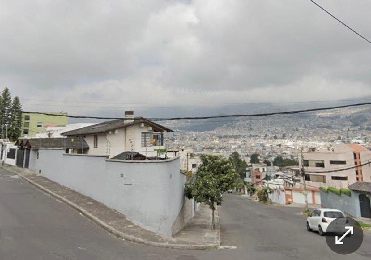 Terreno de 900 m² en Venta en Ponceano con Vista a La Ciudad — imagen 4