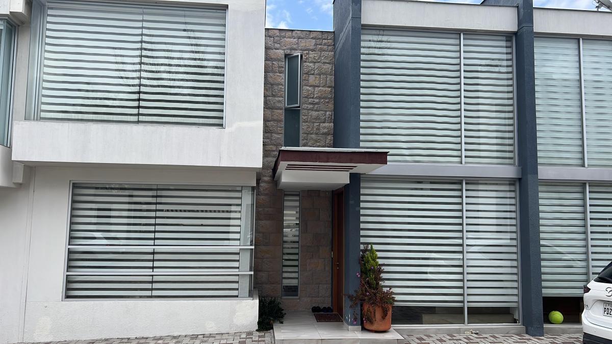 Tumbaco Casa de Venta en Conjunto Sector Hilacril — imagen 8