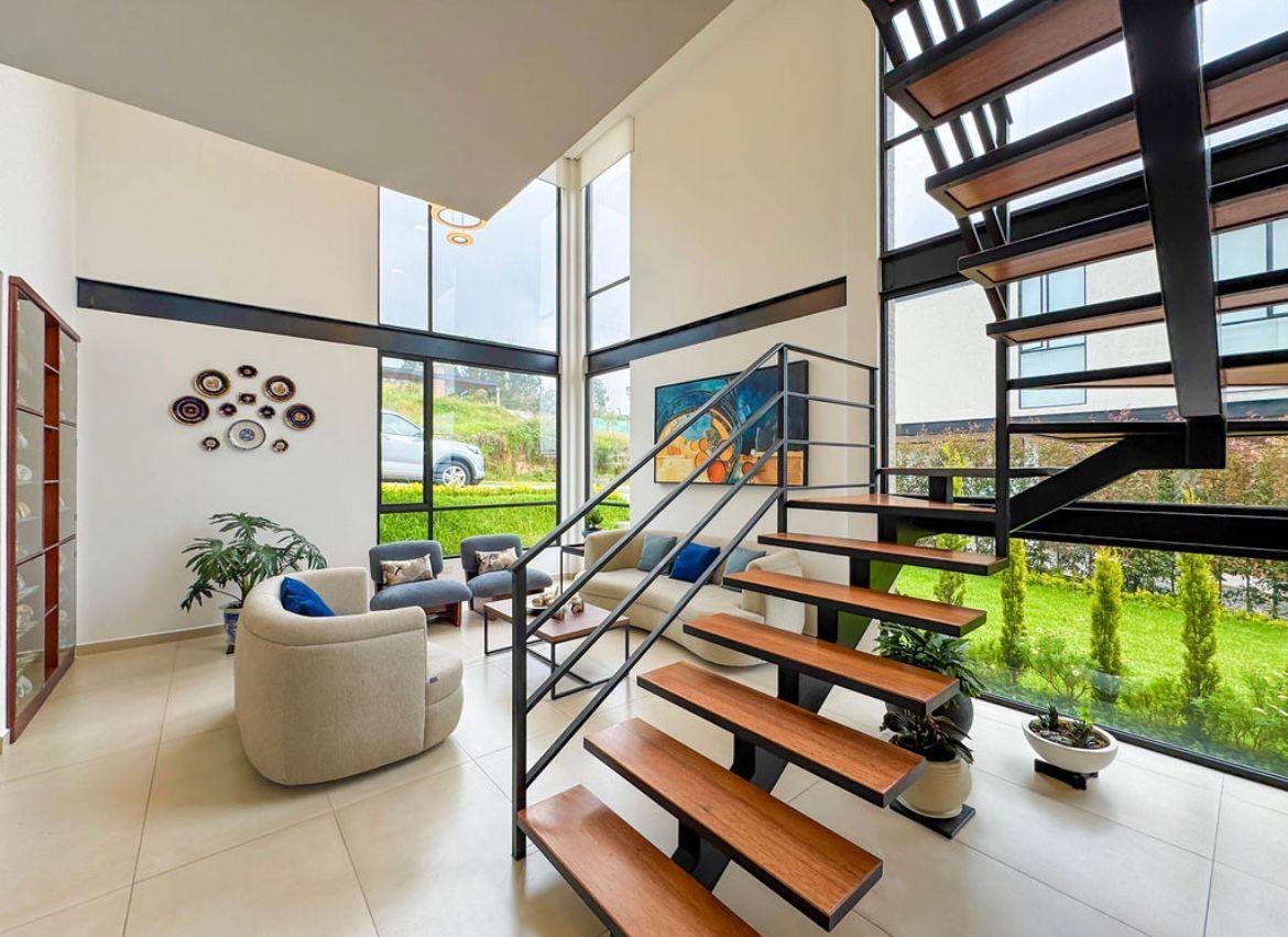 Hermosa Casa en Venta Dentro de Conjunto Sector Nayon — imagen 8
