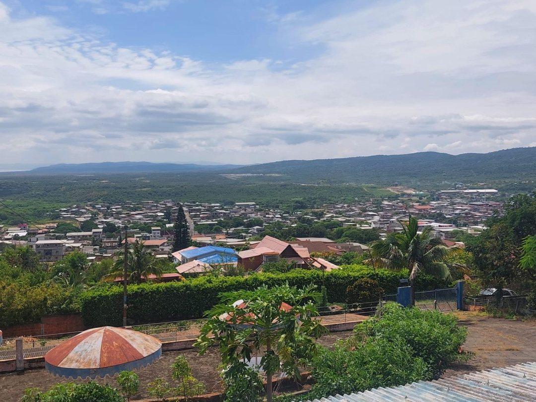 Casa con Terreno de Venta Montecristi Zona Norte R/b, Manabí — imagen 3