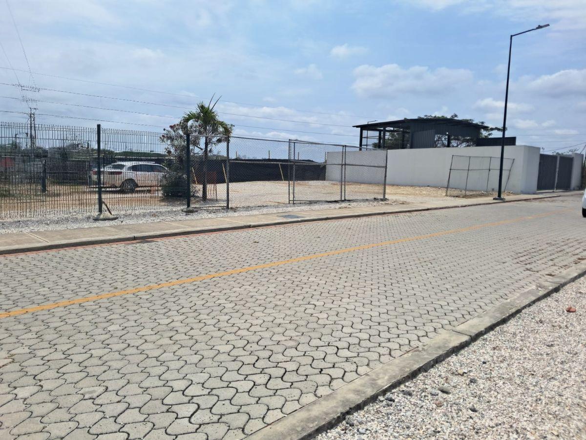 Via a La Costa Km 24 Sentido Chongon/guayaquil, Guayas — imagen 10