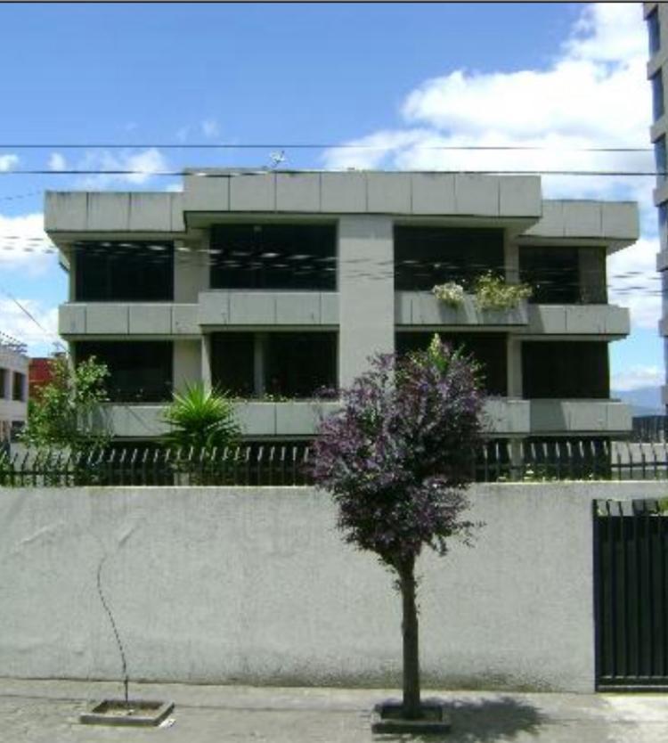 Se Vende Amplio Departamento en El Quito Tennis — imagen 7